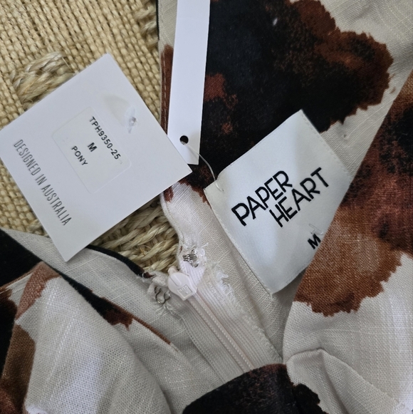 Elegant V-Neck Midi Dress in Brown and White - Picture 8 of 12